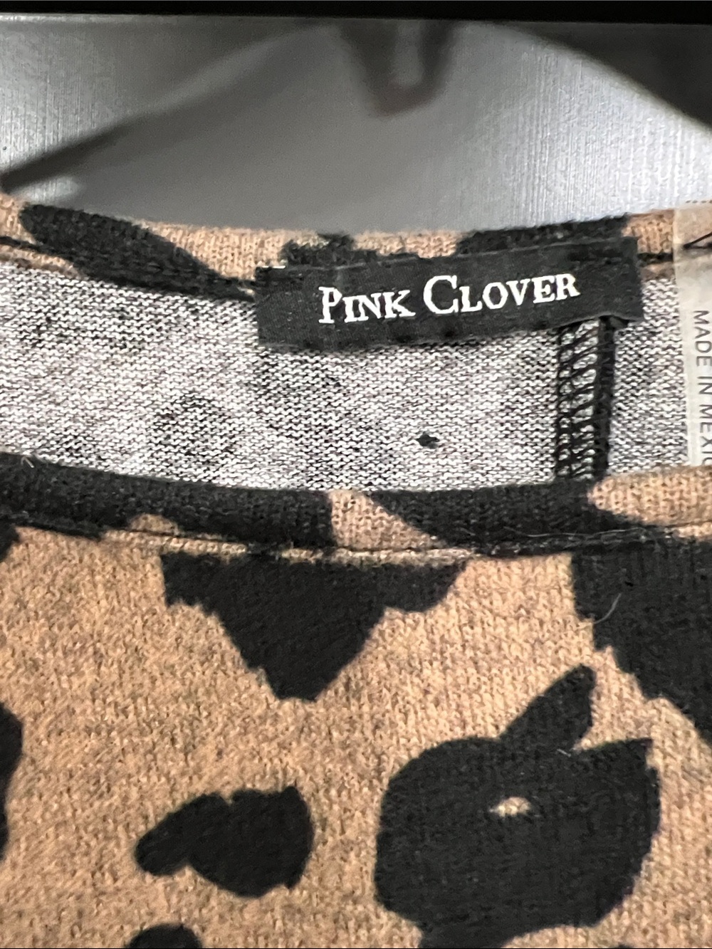 Pink Clover Black and Tan Leopard Print Crewneck Pullover - Picture 3 of 4